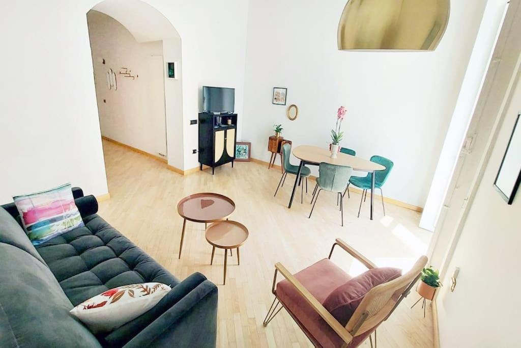Maison In Centro Naples Extérieur photo