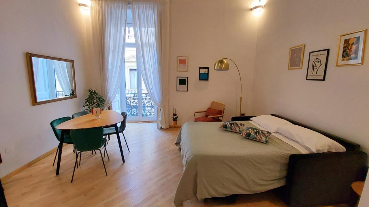 Maison In Centro Naples Extérieur photo