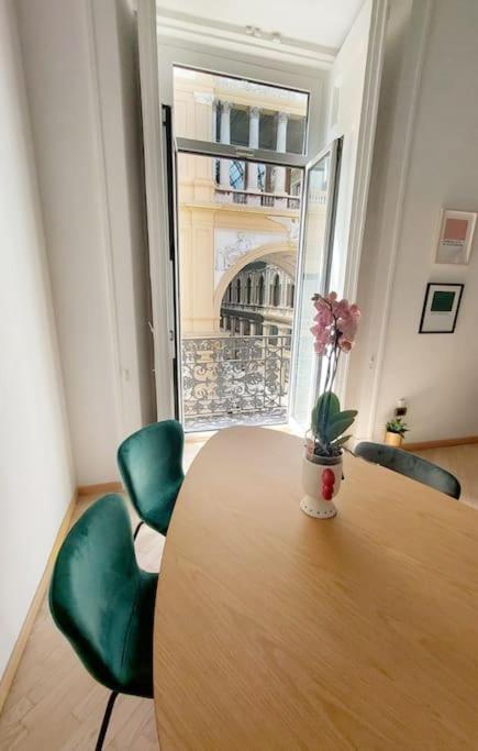 Maison In Centro Naples Extérieur photo