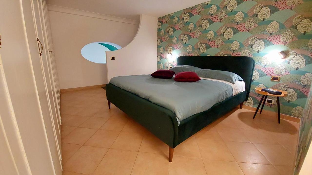 Maison In Centro Naples Extérieur photo
