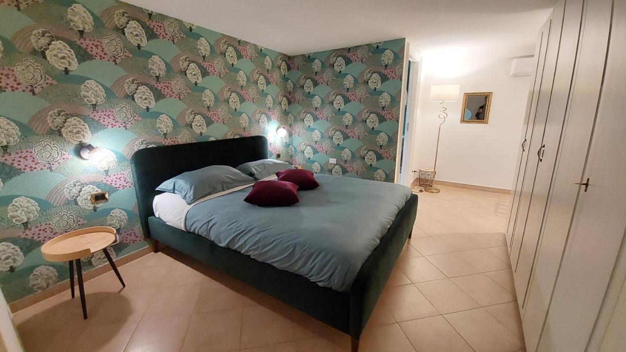 Maison In Centro Naples Extérieur photo